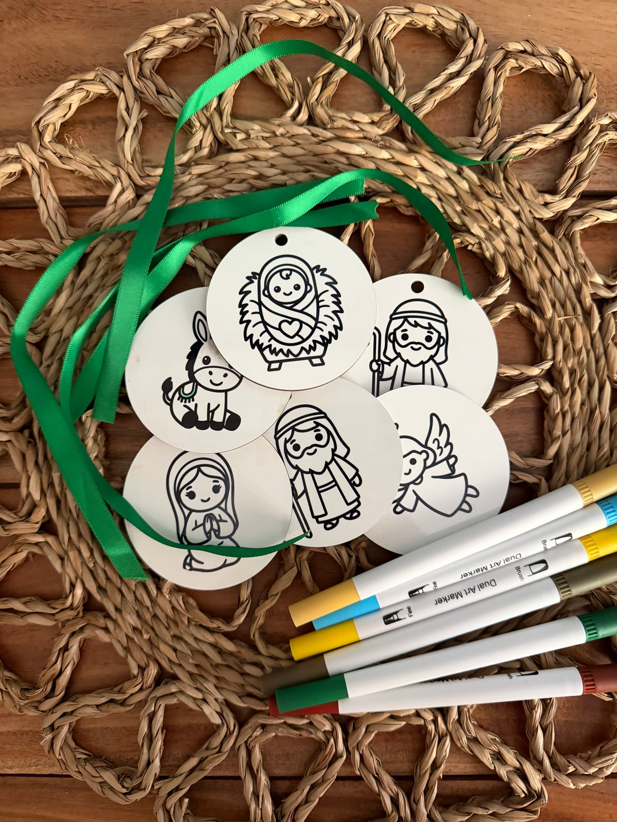 Diy family nativity ornaments - Sons & Daughters