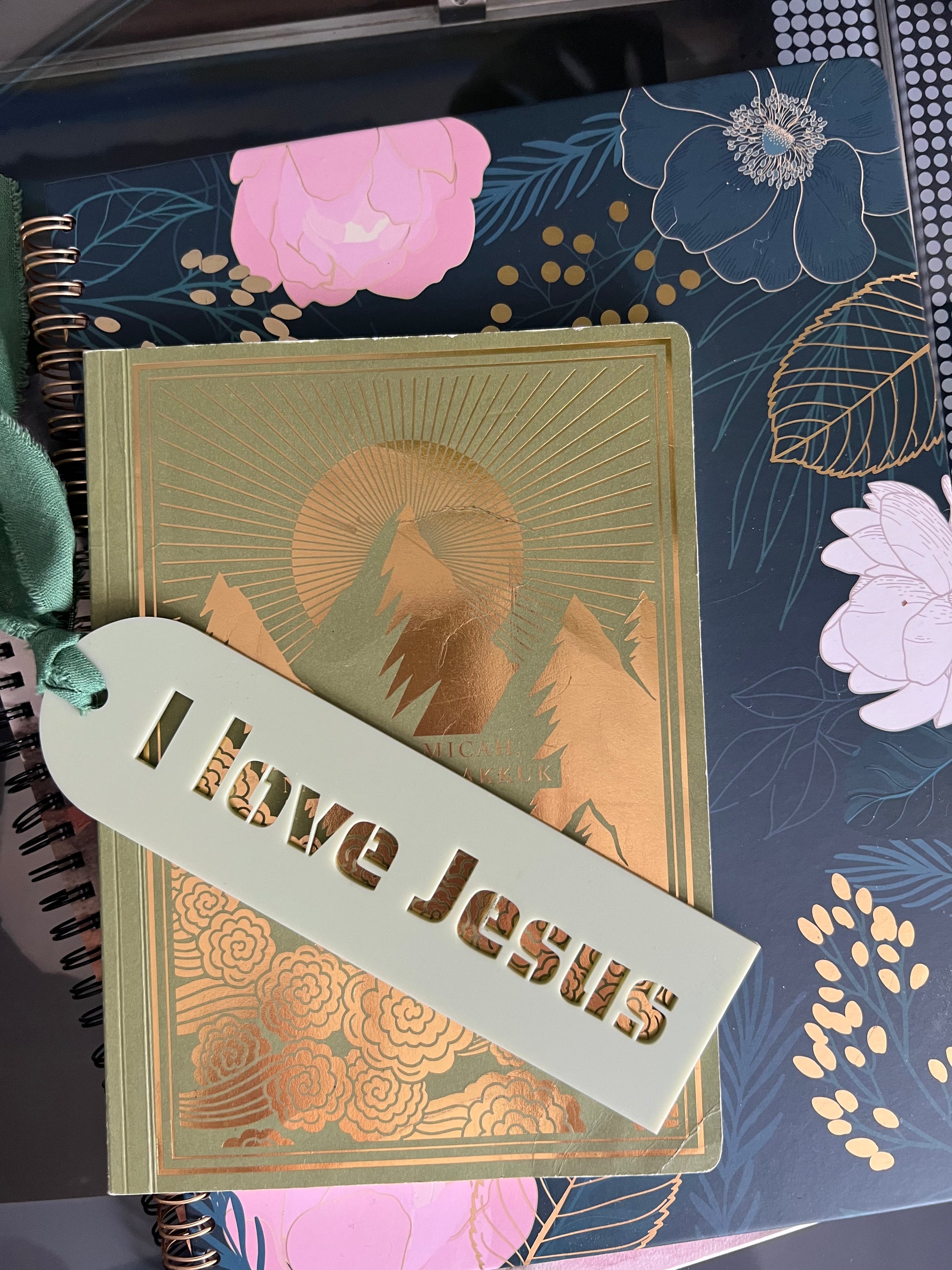 Sons & Daughters I Love Jesus Christian bookmark with engraved design, featuring a religious message on a smooth, durable surface.
