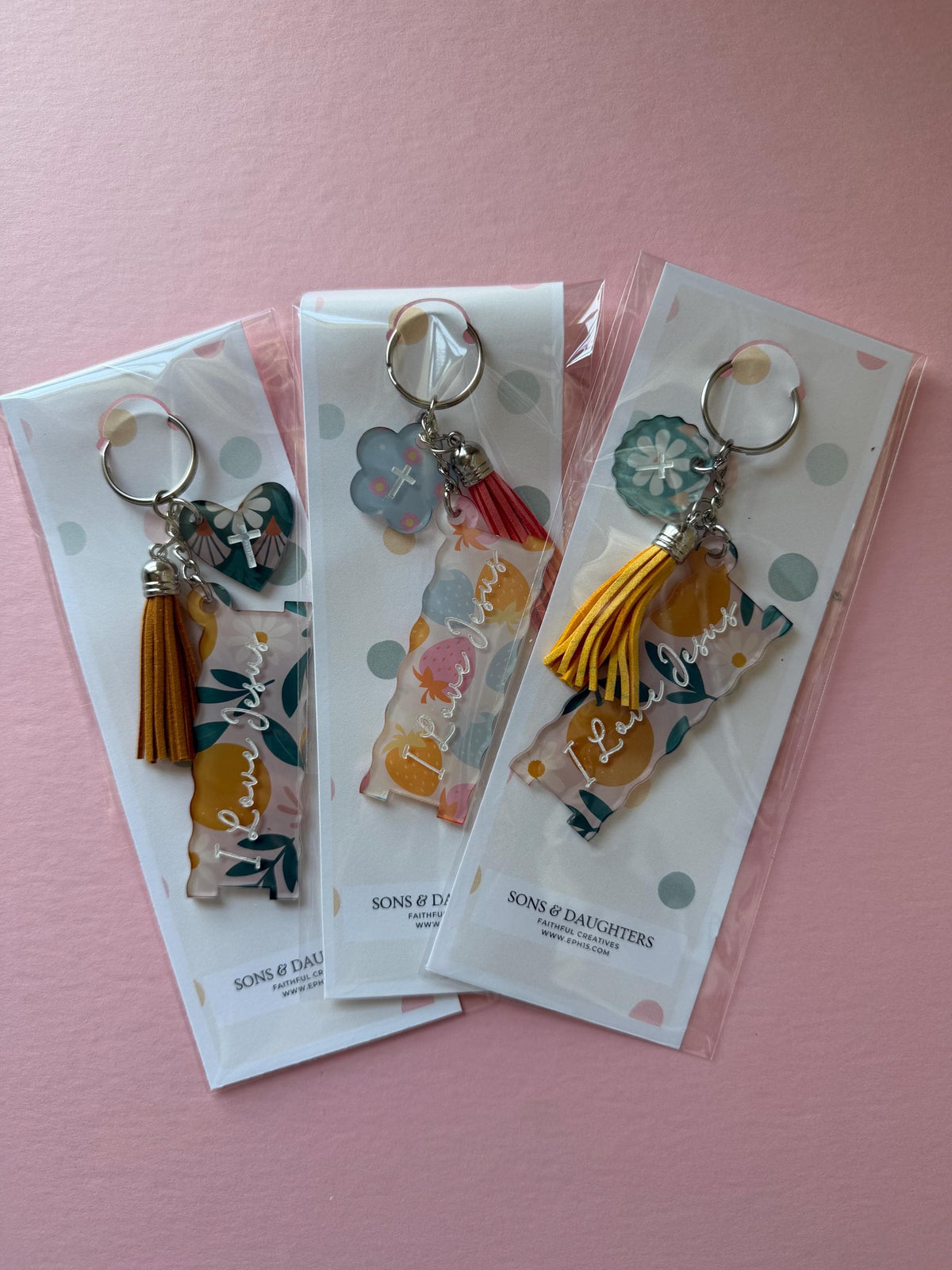 Hair Tie Holder Keychain, 3.5 x 1 Inch Retro Fruit Bag Charm