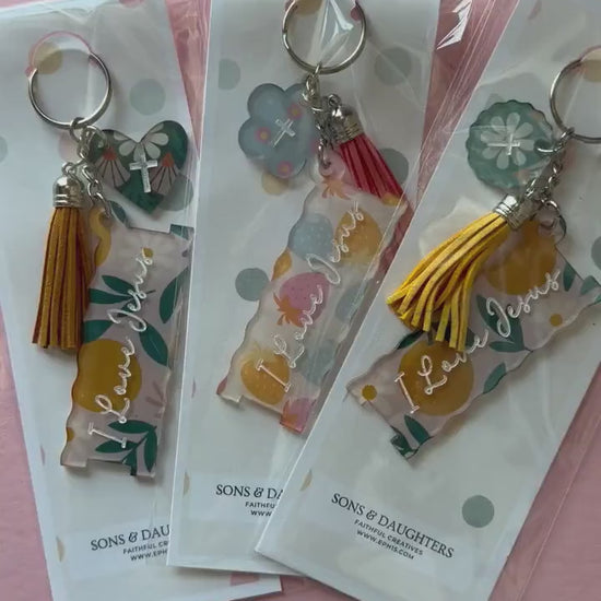 Hair Tie Holder Keychain, 3.5 x 1 Inch Retro Fruit Bag Charm